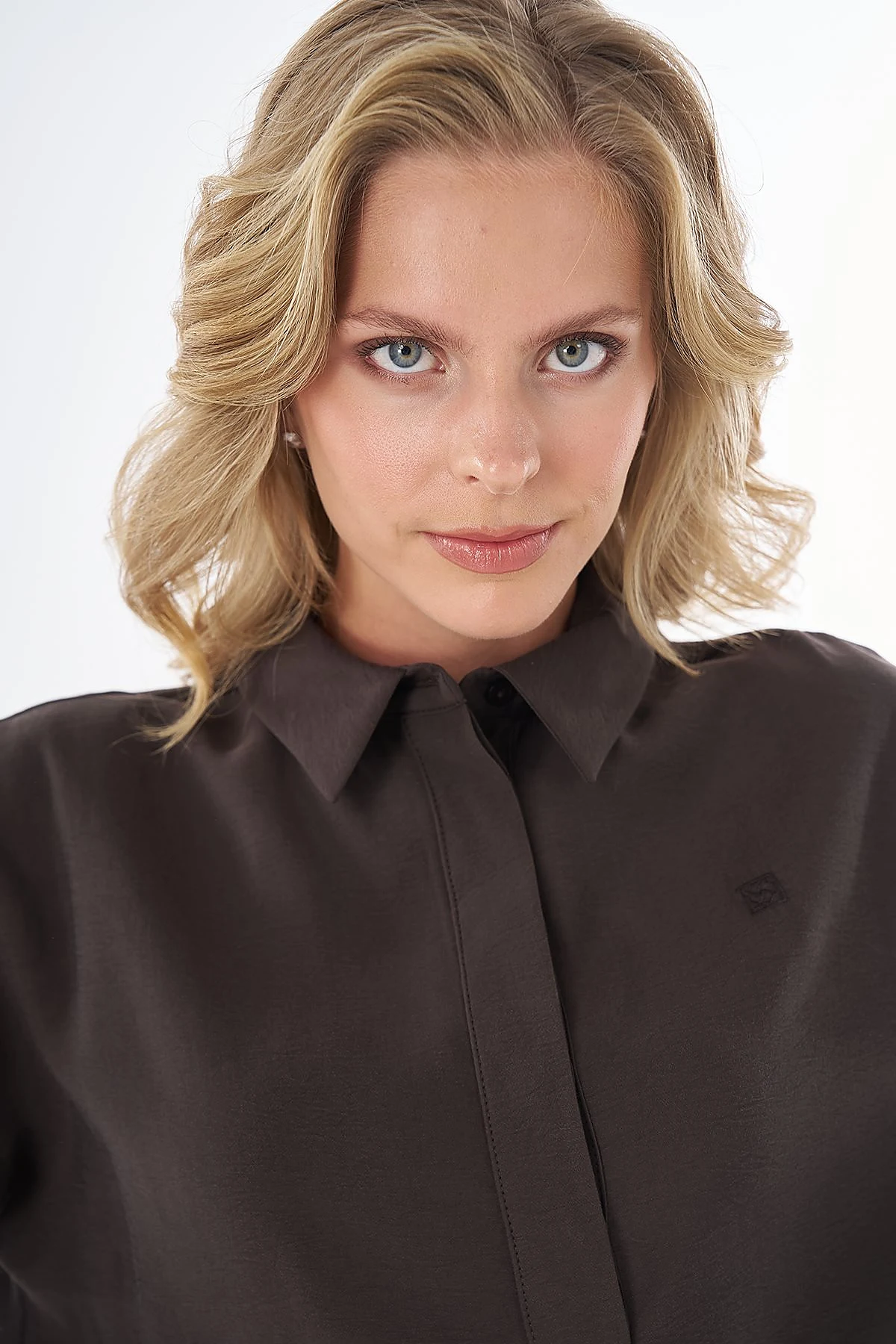 Half Placket Basic Blouse - Brown