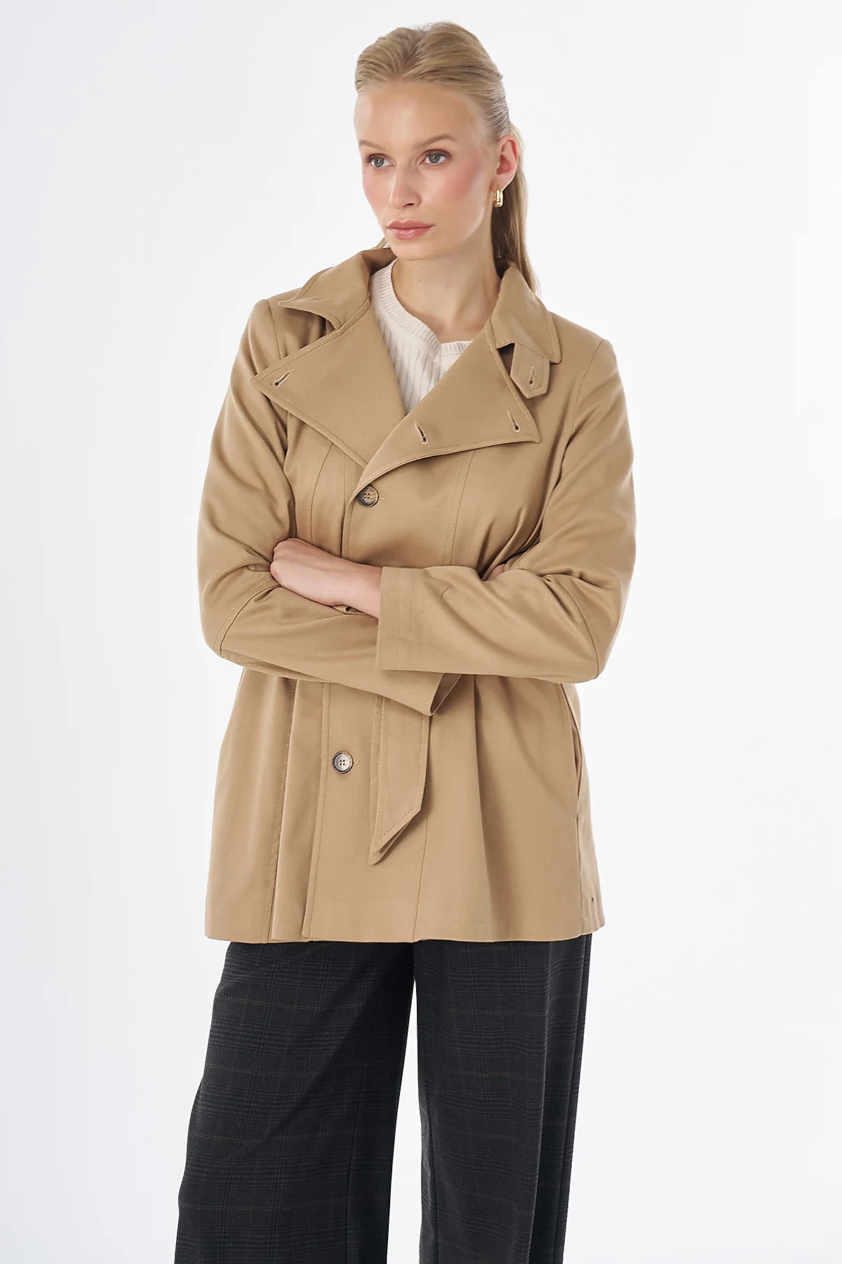 Asymmetrical Buttoned Jacket Beige