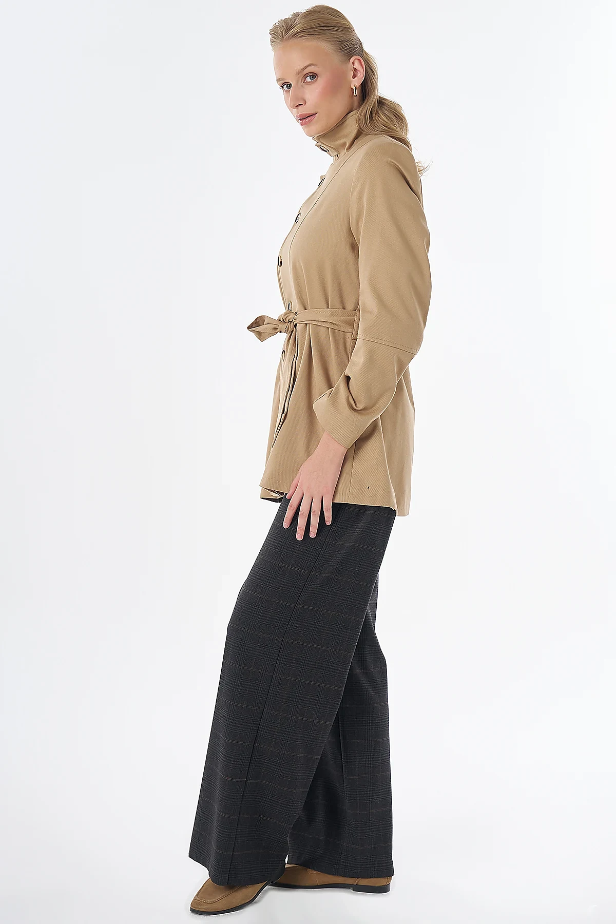 Asymmetrical Buttoned Jacket Beige