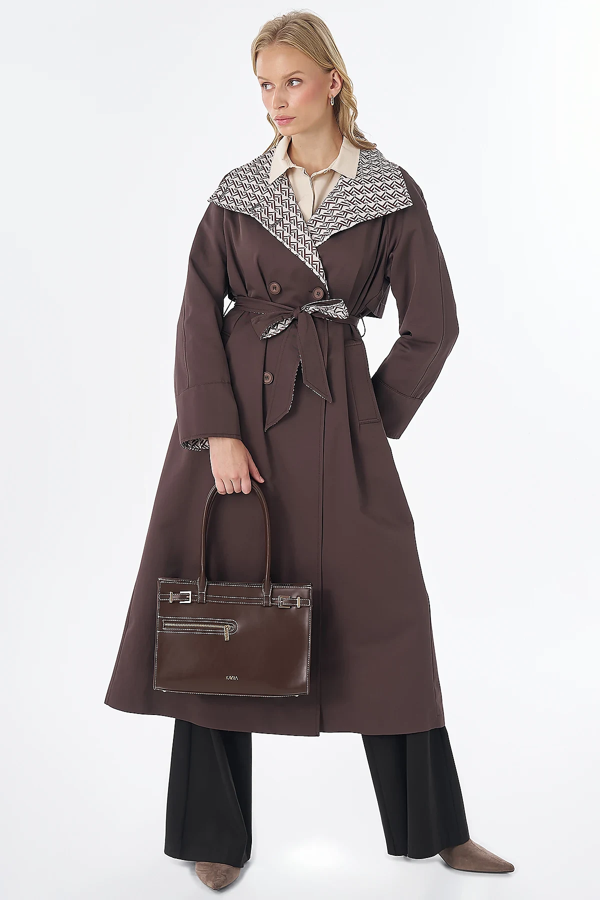 Contrast Detail Trench Coat Brown