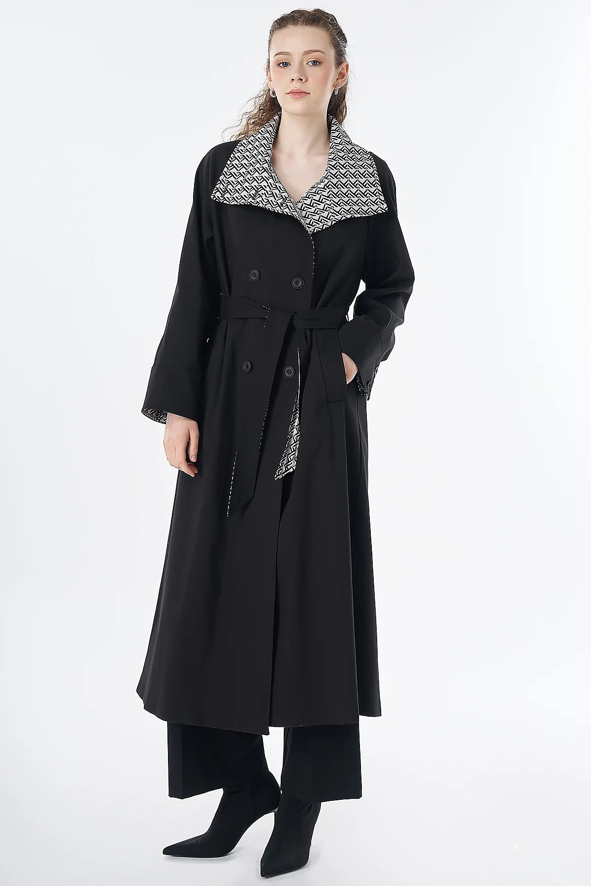 Contrast Detail Trench Coat Black