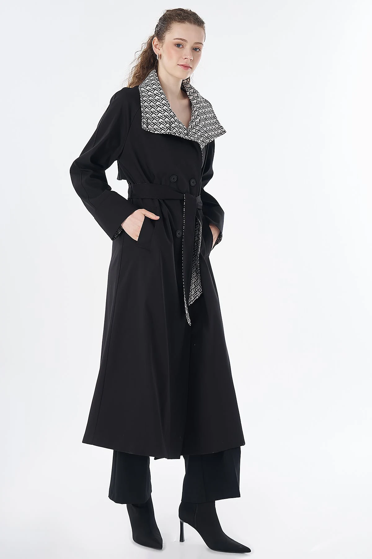 Contrast Detail Trench Coat Black