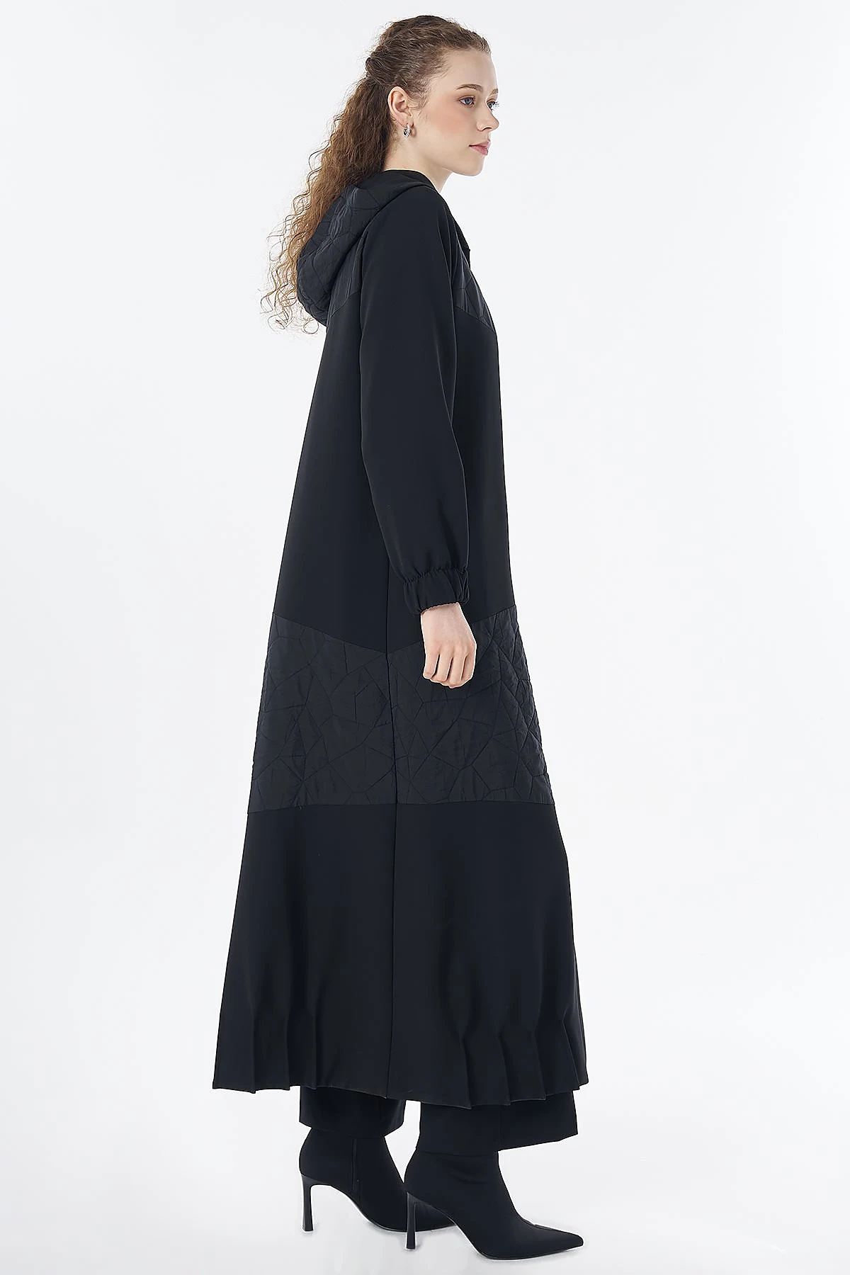 Wide Collar Quilted Throw-On Jacket Black