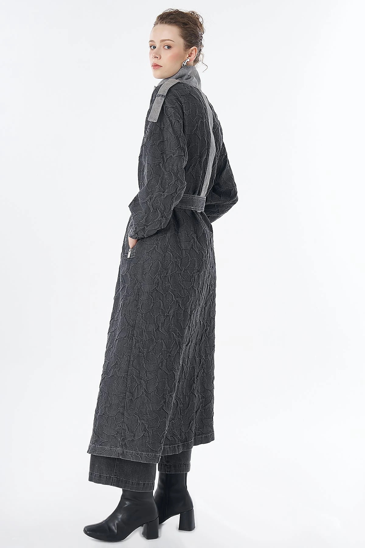 Embossed Pattern Throw-On Jacket Black