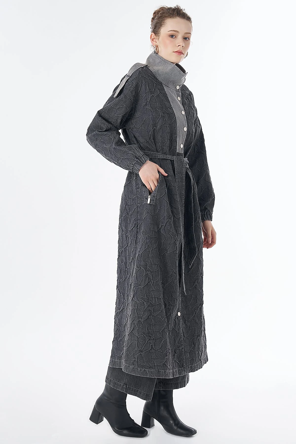 Embossed Pattern Throw-On Jacket Black