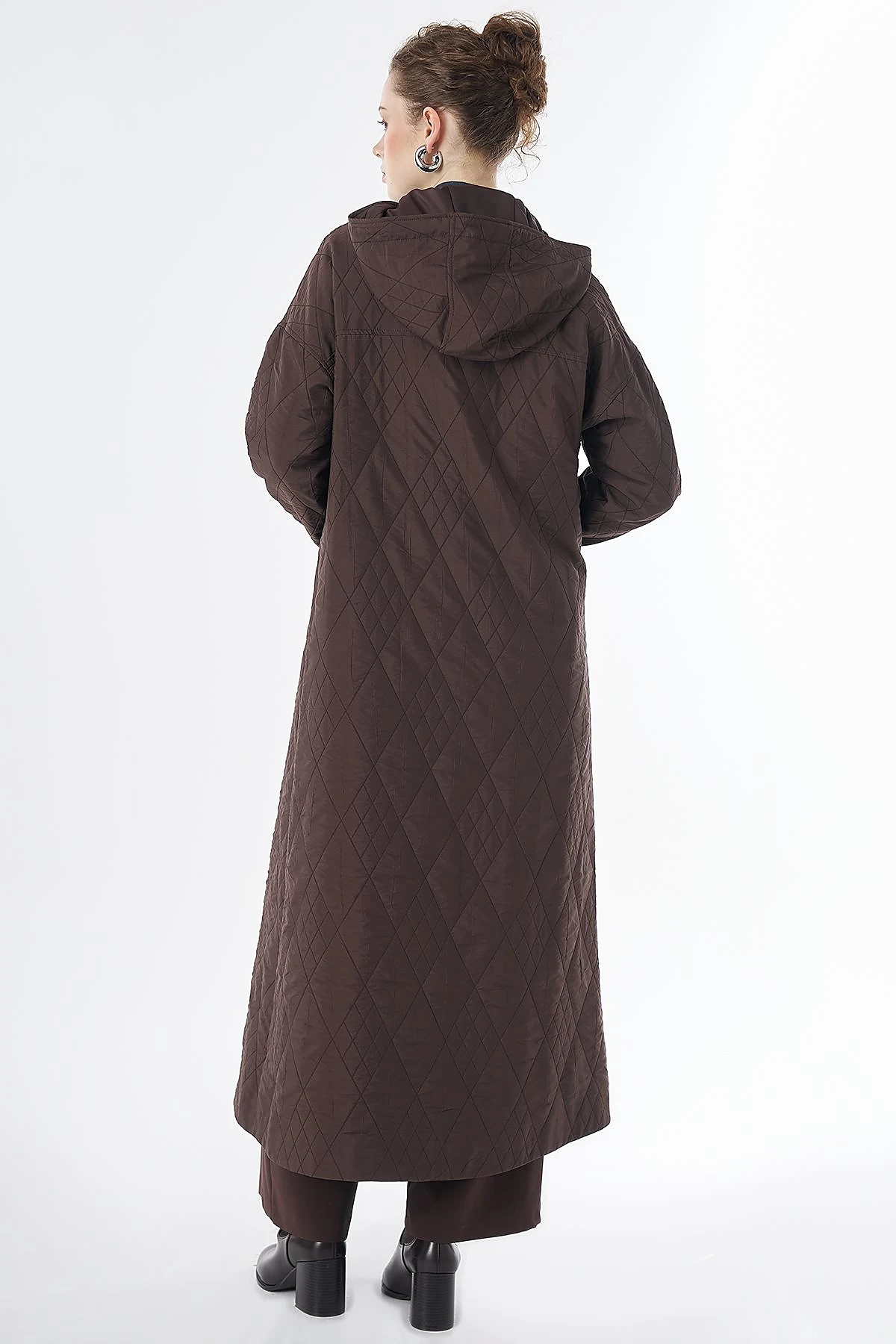 Hooded Quilted Throw-On Brown