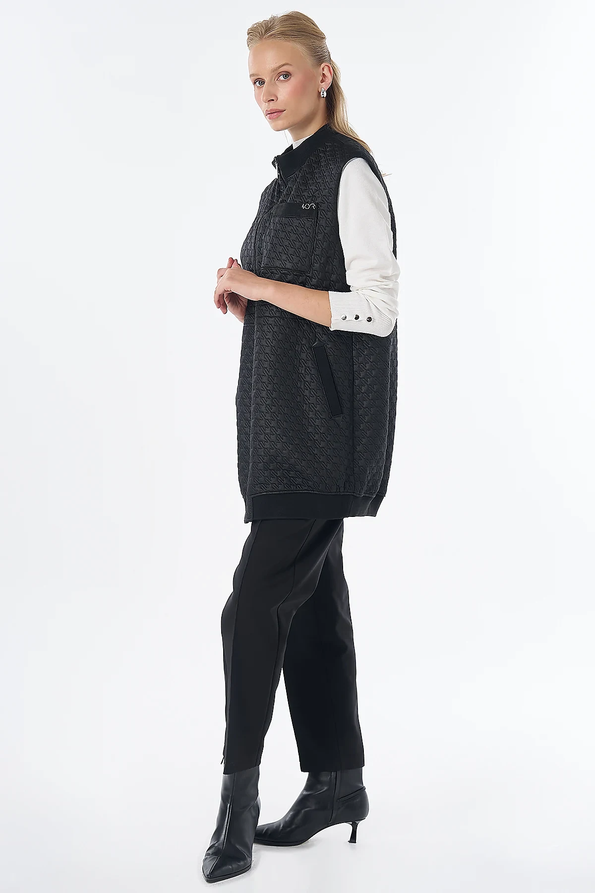 High-Neck Quilted Vest Black