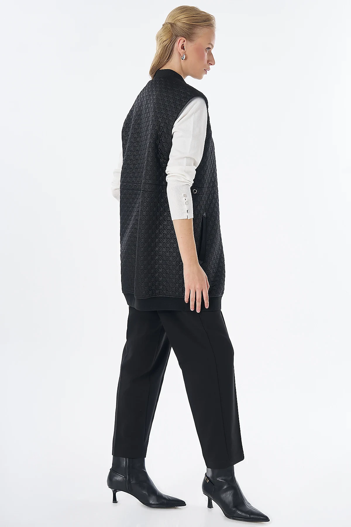 High-Neck Quilted Vest Black