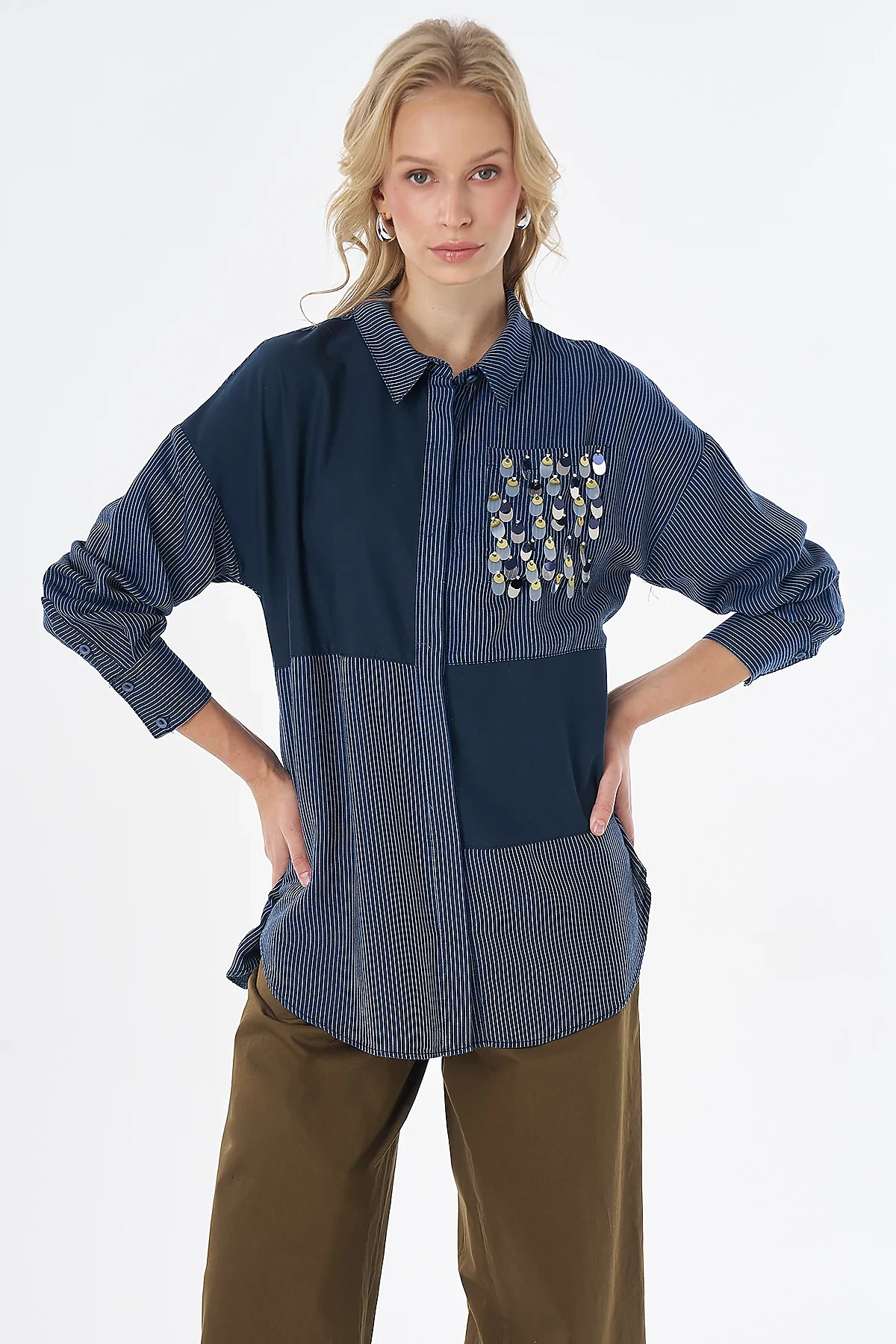 100% Lyocell Sequin Embroidered Tunic Navy