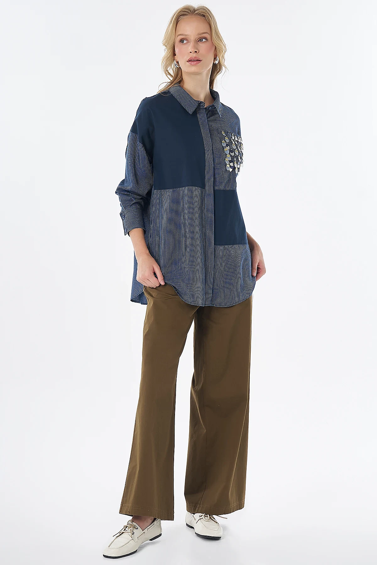 100% Lyocell Sequin Embroidered Tunic Navy