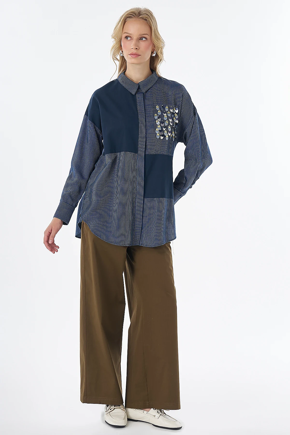 100% Lyocell Sequin Embroidered Tunic Navy