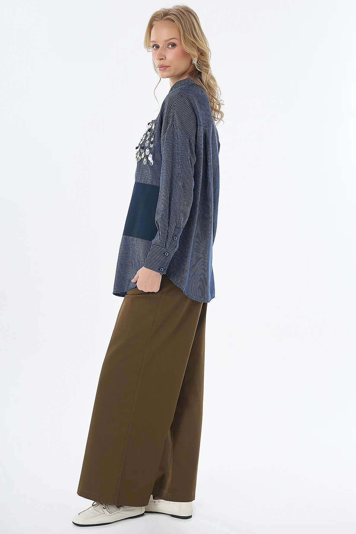 100% Lyocell Sequin Embroidered Tunic Navy