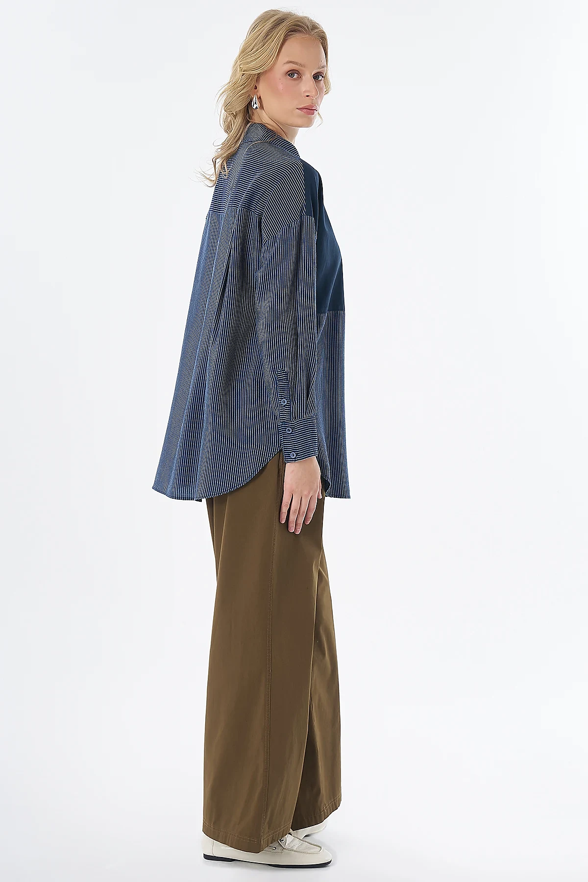 100% Lyocell Sequin Embroidered Tunic Navy