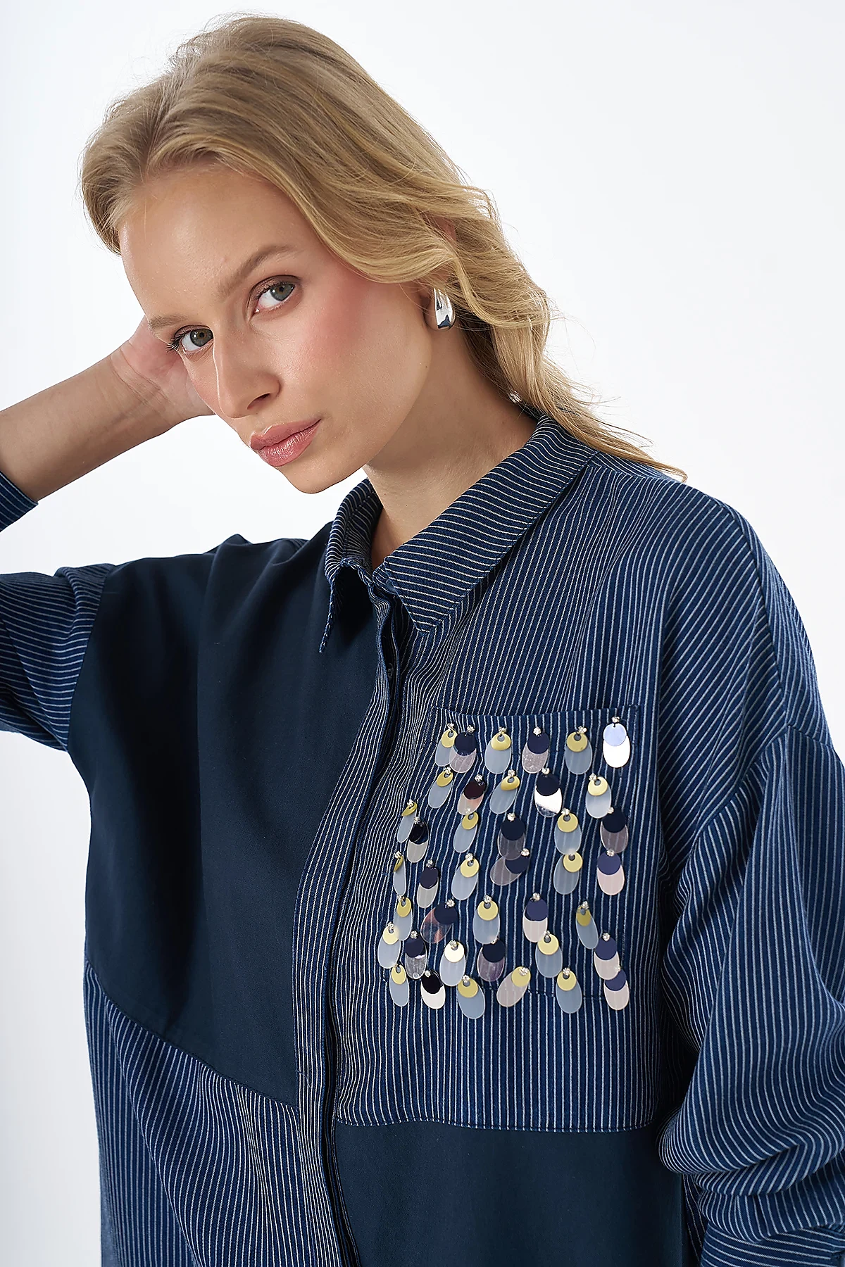 100% Lyocell Sequin Embroidered Tunic Navy