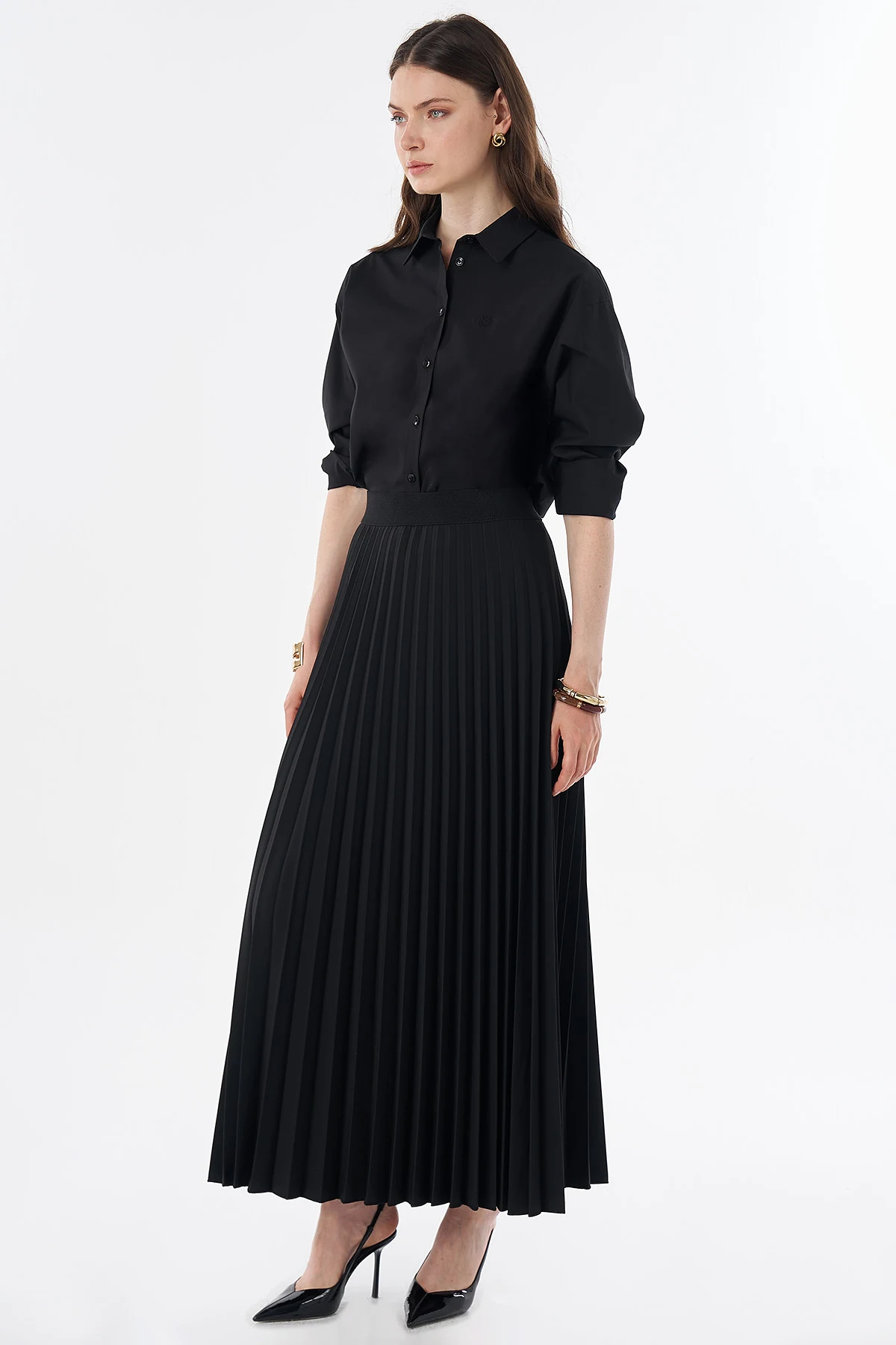High-Waisted Pleated Skirt Black