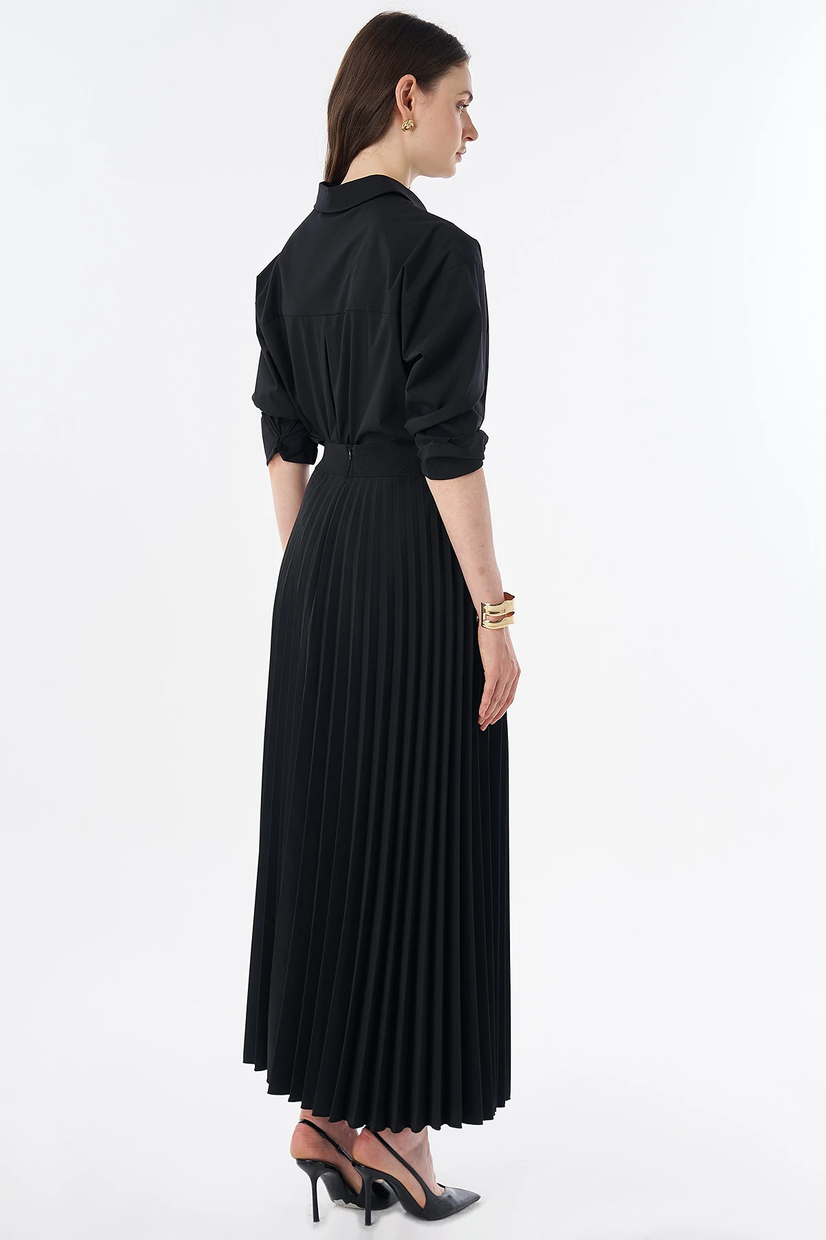 High-Waisted Pleated Skirt Black