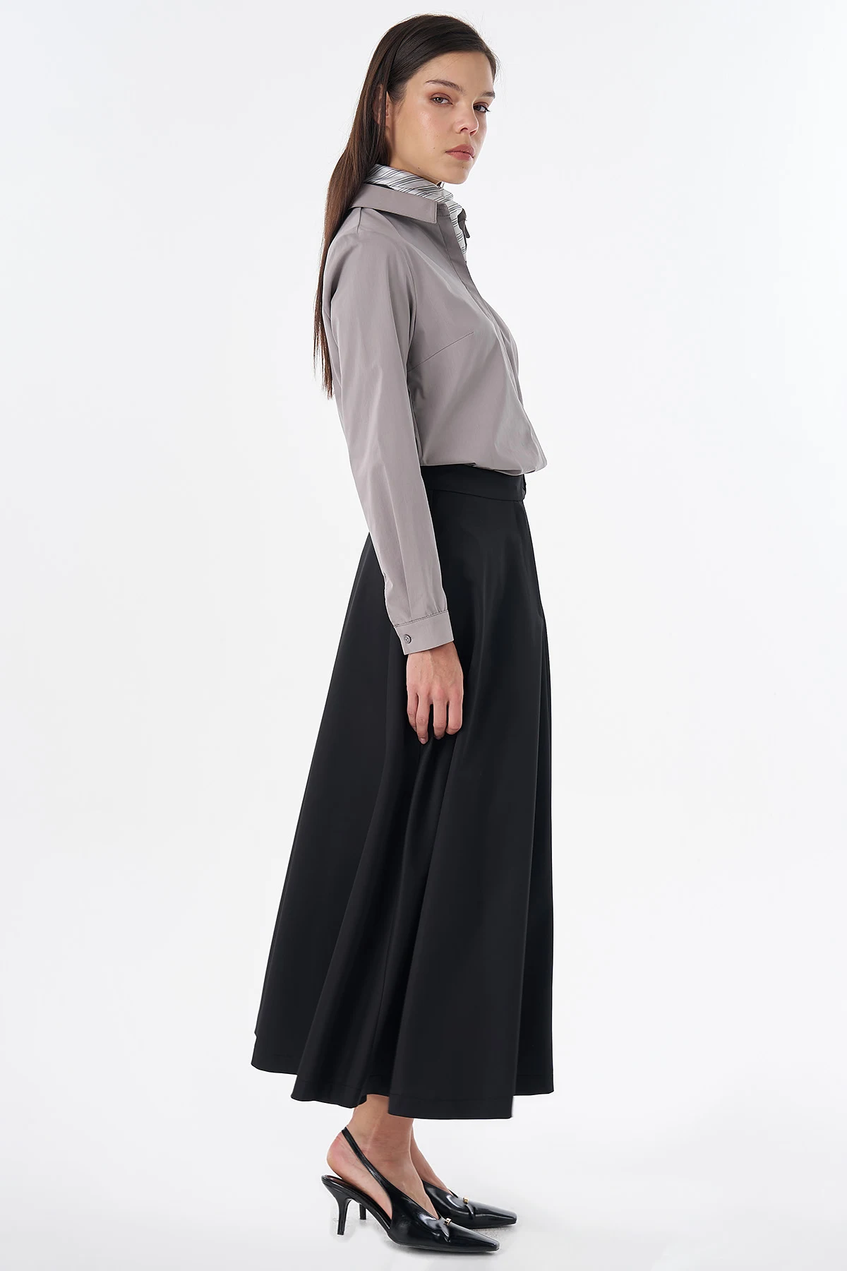 High-Waisted Flared Skirt Black