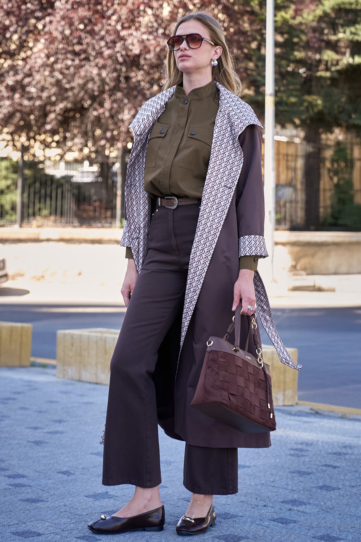 Flared Non-Denim Trousers Brown