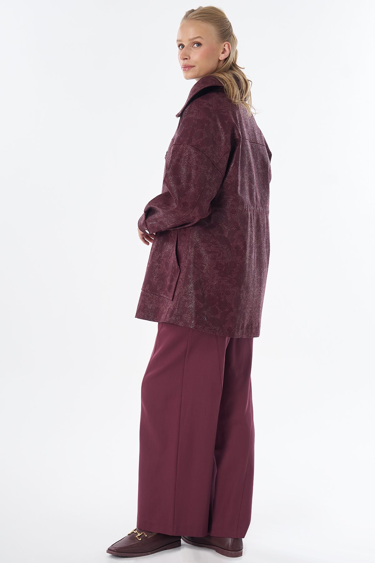 Wide Collar Jacket Burgundy