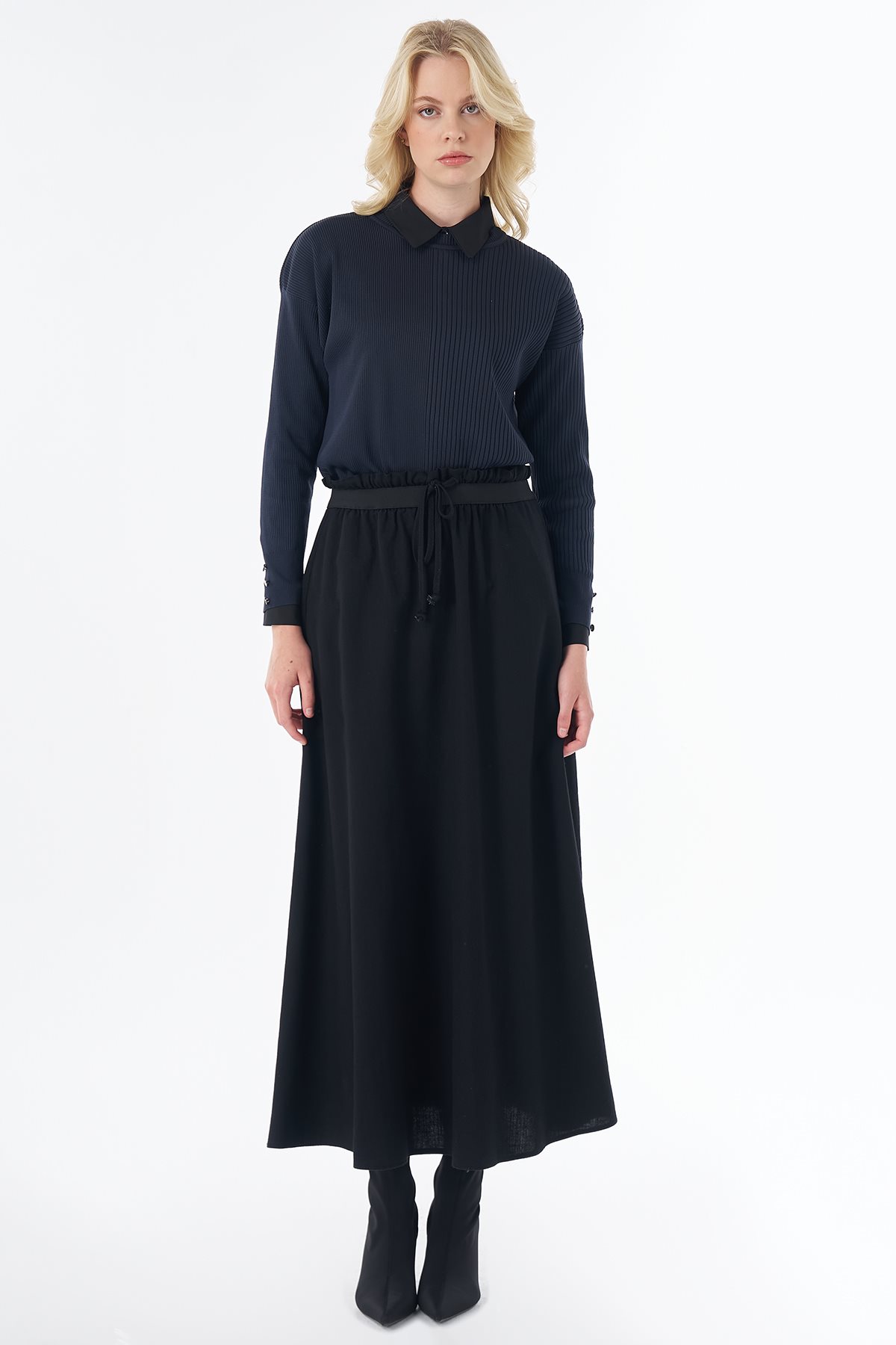 Elastic-Waist Non Denim Skirt Black