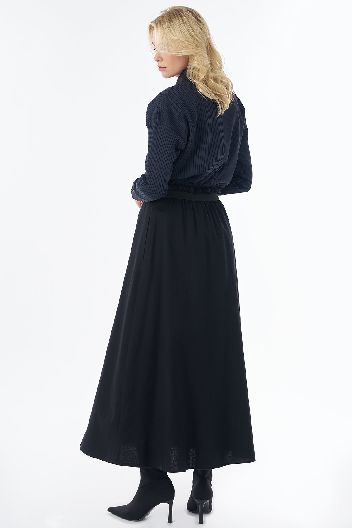 Elastic-Waist Non Denim Skirt Black