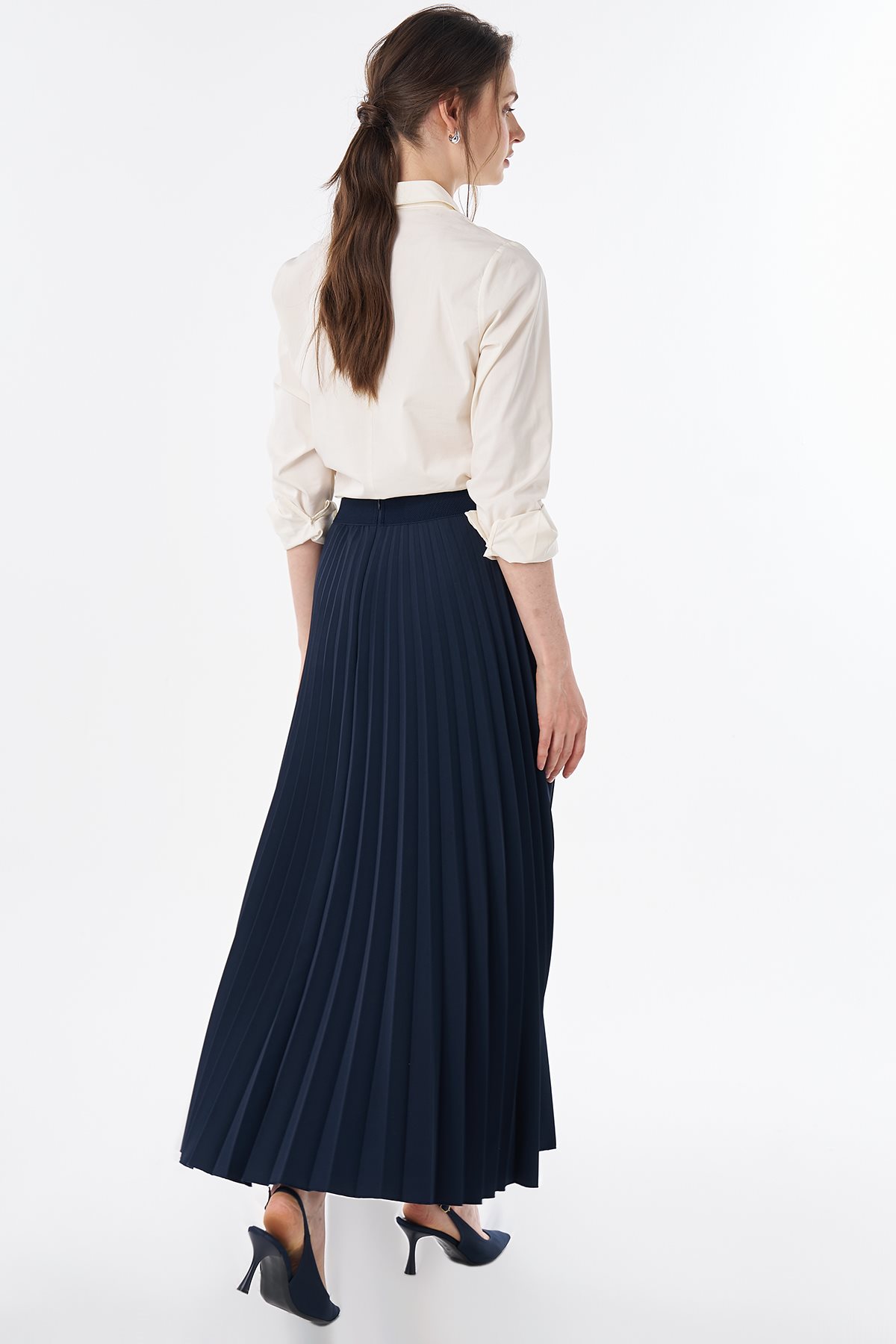 High-Waisted Pleated Skirt Navy