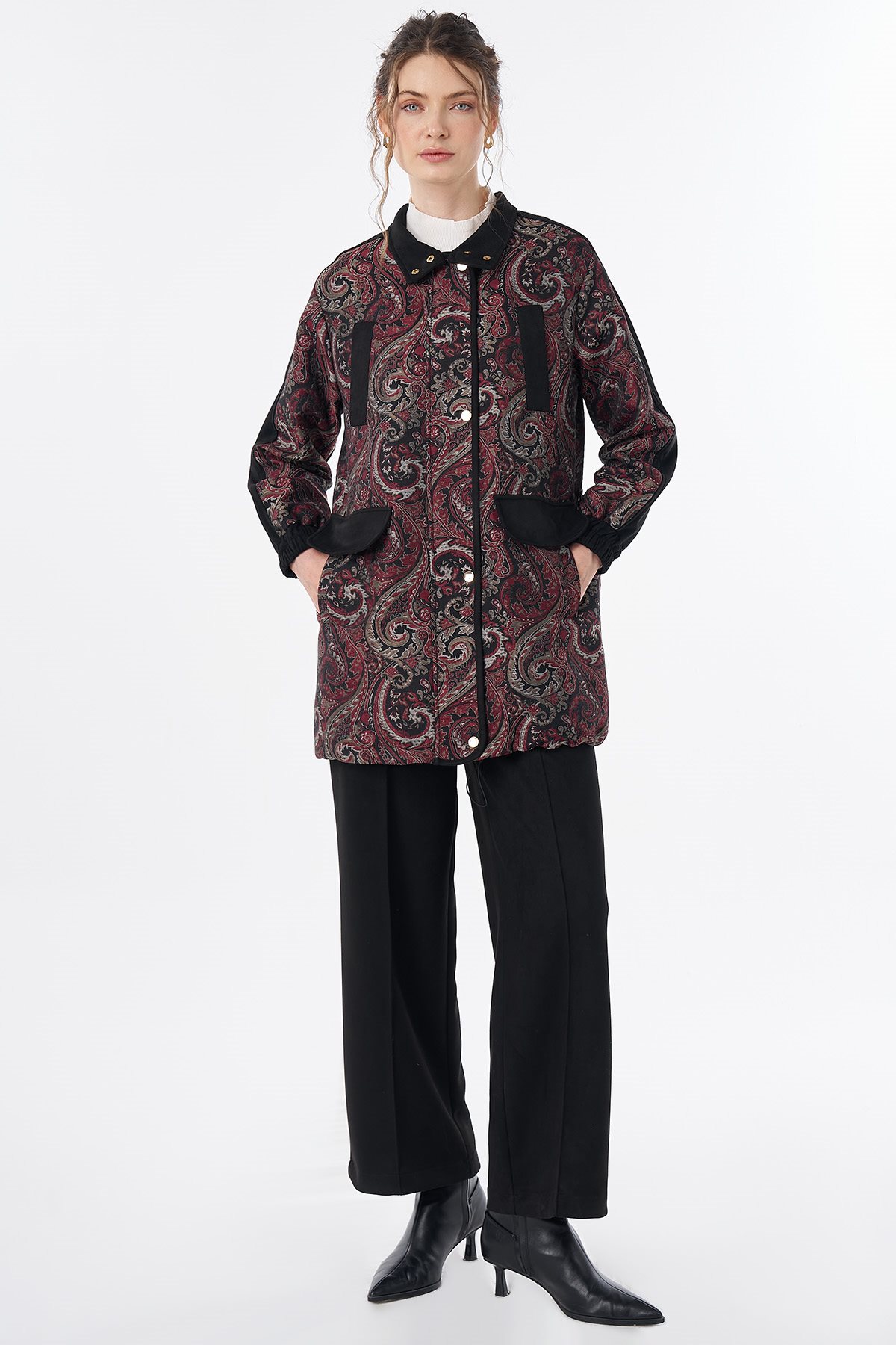 Scarf Print High-Neck Jacket Red