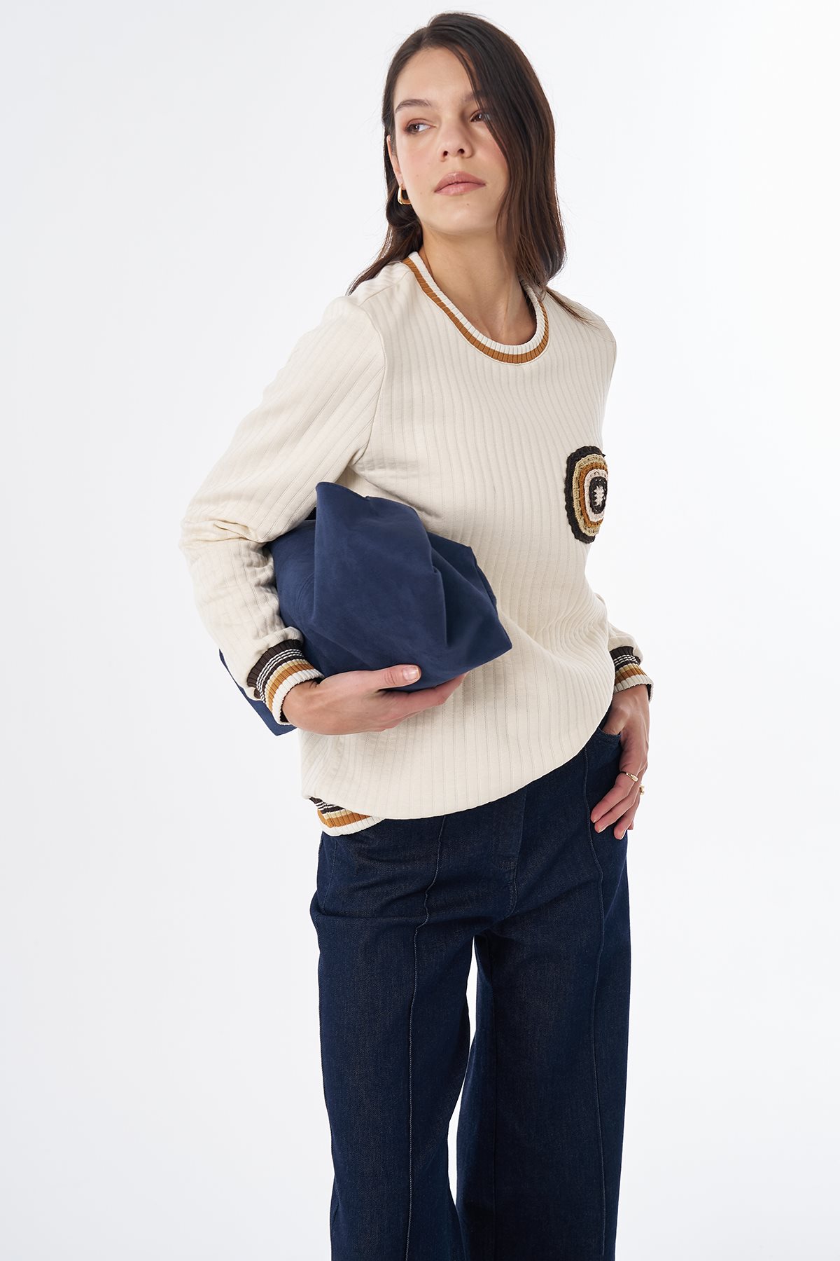 Motif Detaylı Sweatshirt Krem