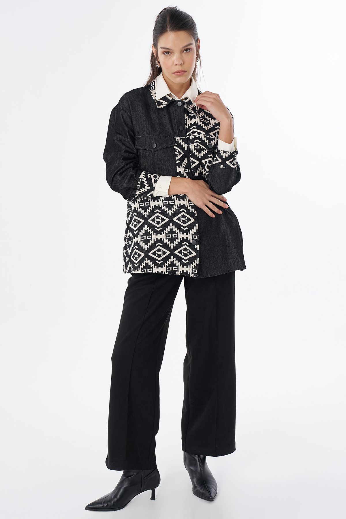 Ethnic Pattern Jacket Black