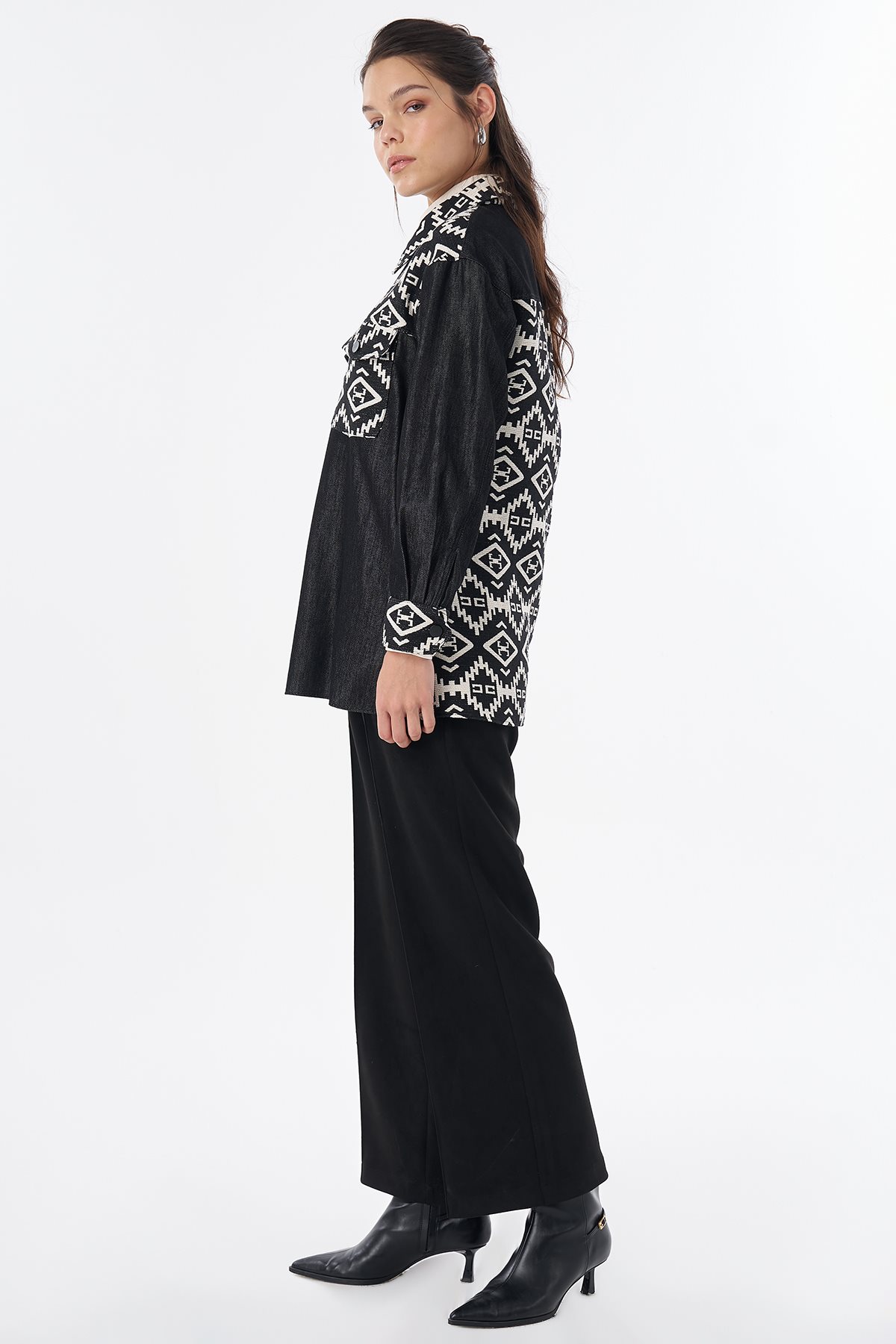 Ethnic Pattern Jacket Black