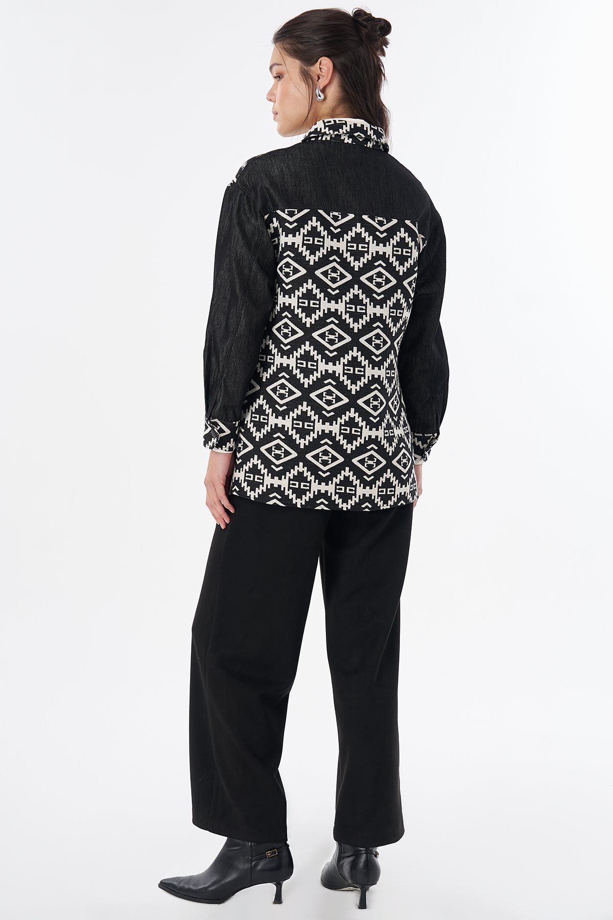 Ethnic Pattern Jacket Black