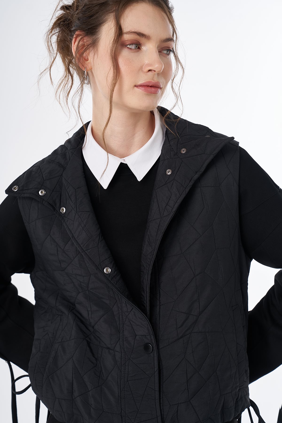 Drawstring Quilted Vest Black