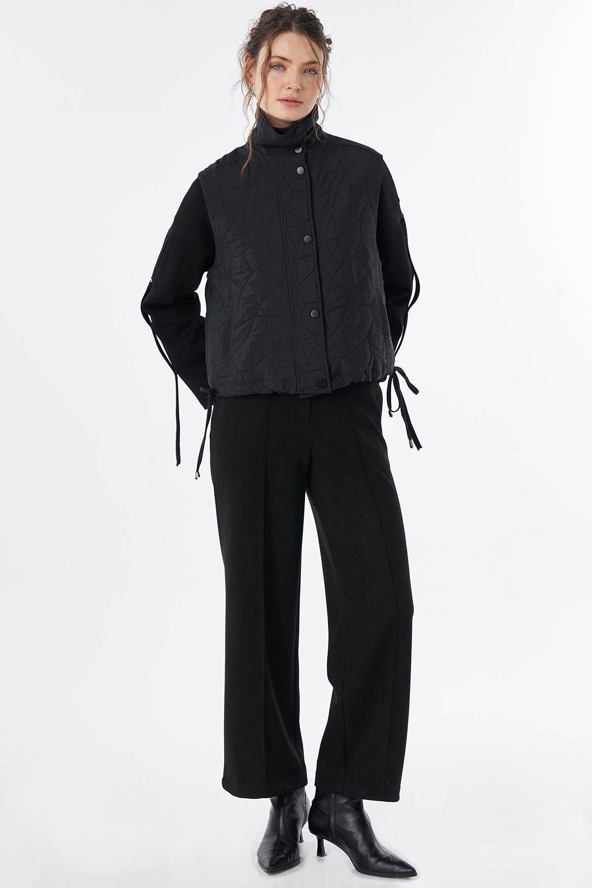 Drawstring Quilted Vest Black