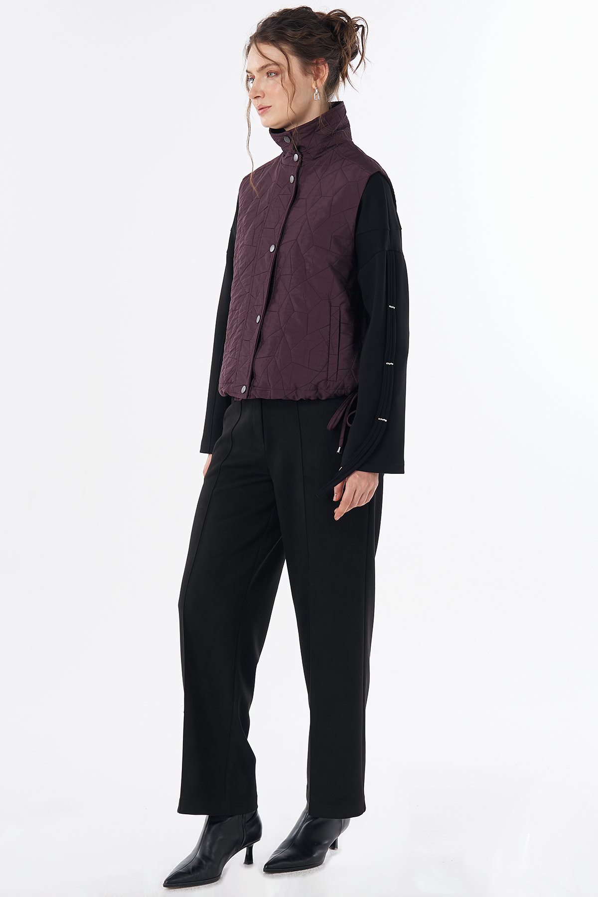 Drawstring Quilted Vest Burgundy