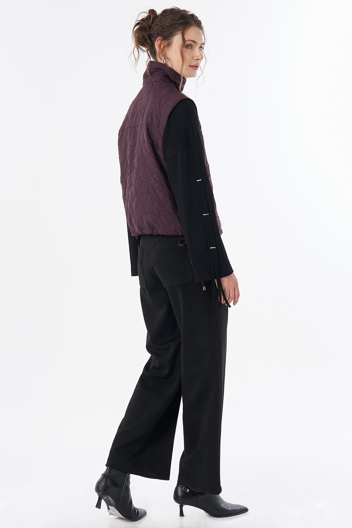 Drawstring Quilted Vest Burgundy