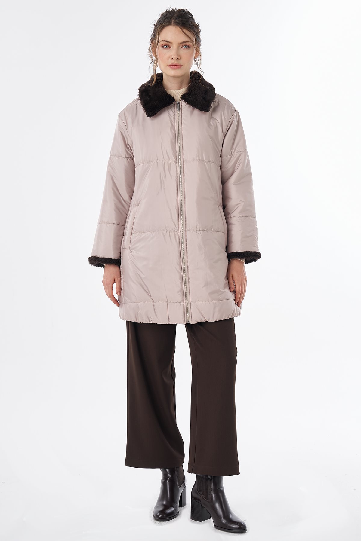 Yaka Detaylı Anorak Mont Kum