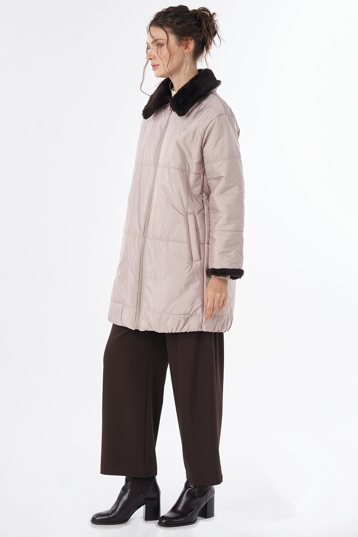 Yaka Detaylı Anorak Mont Kum