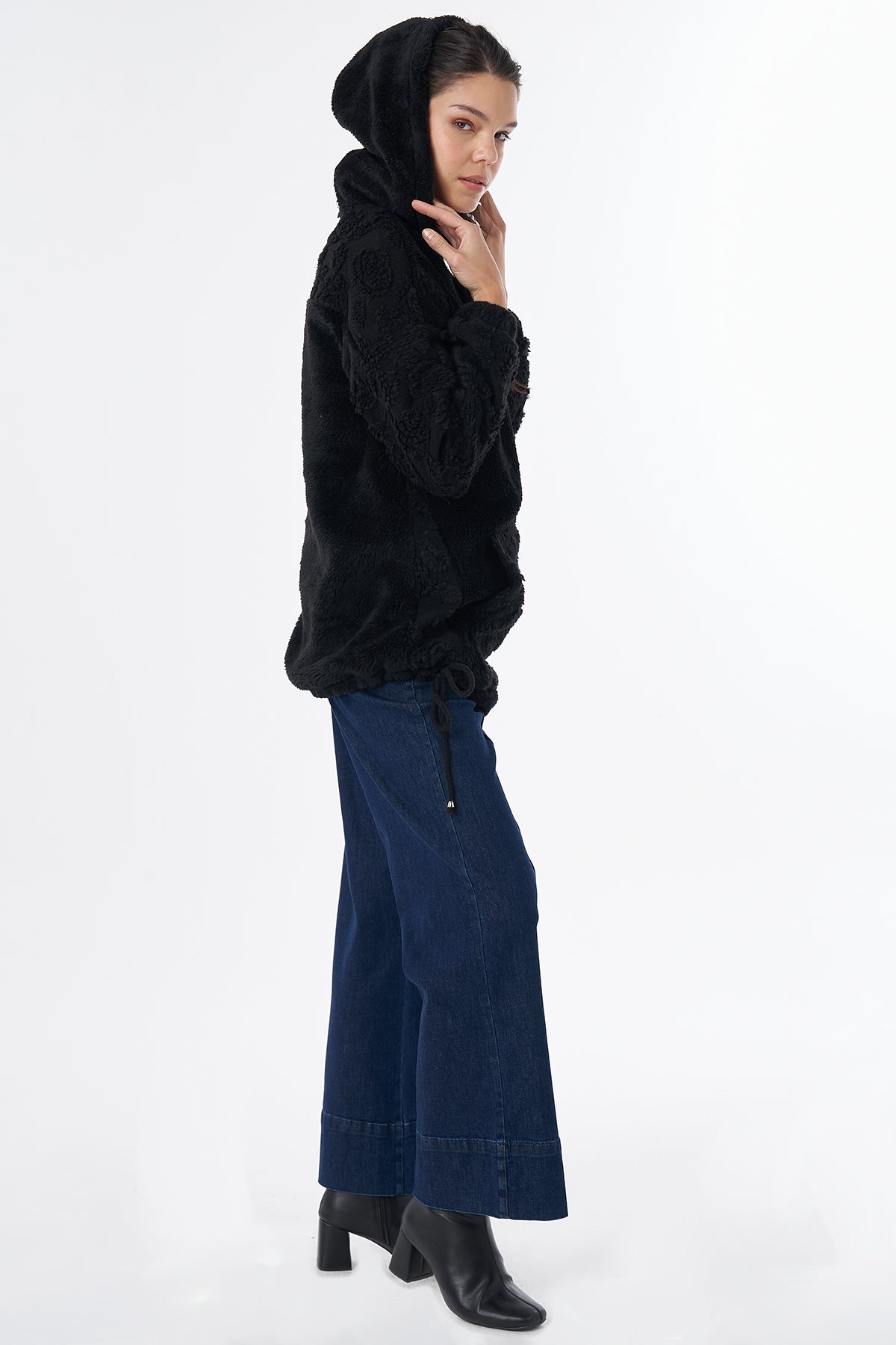 Kangaroo Pocket Plush Sweatshirt Black