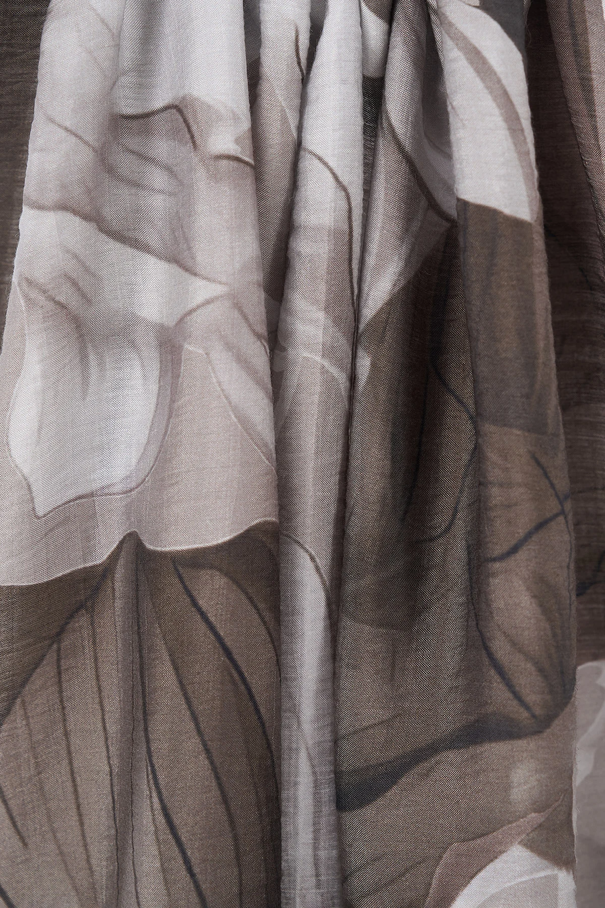 Floral Pattern Lyocell Shawl Dark Mink