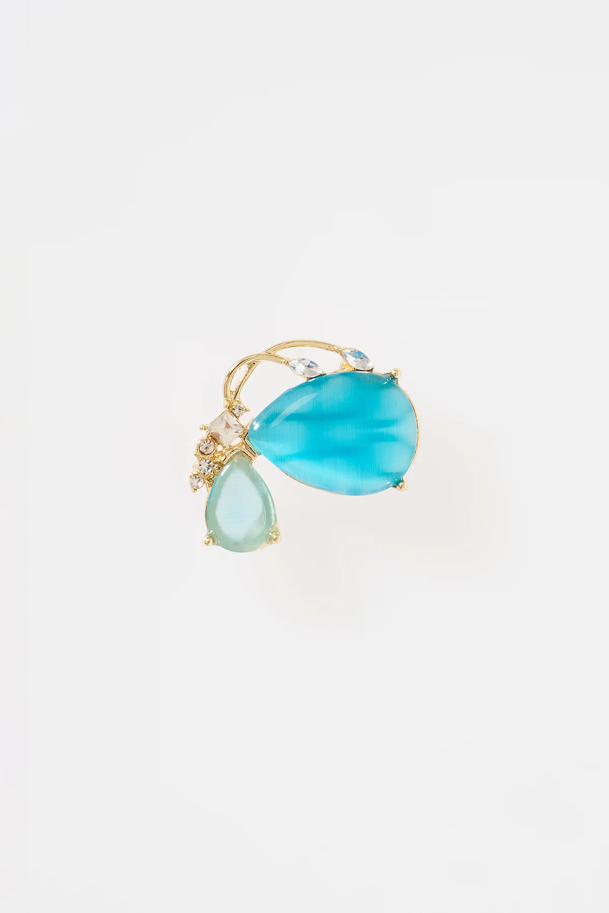 Teardrop-Shaped Brooch Gold