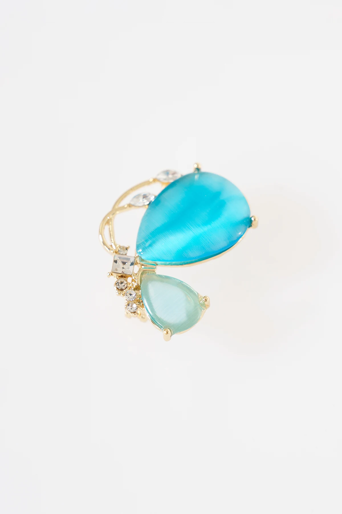 Teardrop-Shaped Brooch Gold