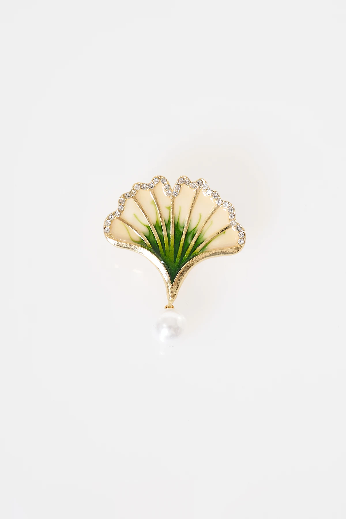 Ginkgo Leaf Brooch Gold