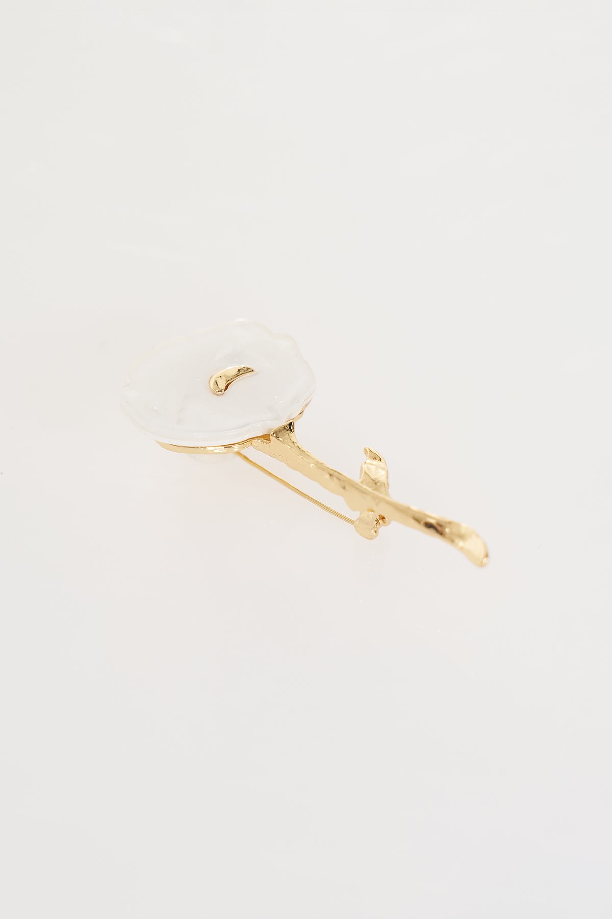 Poppy Flower Brooch Optical White