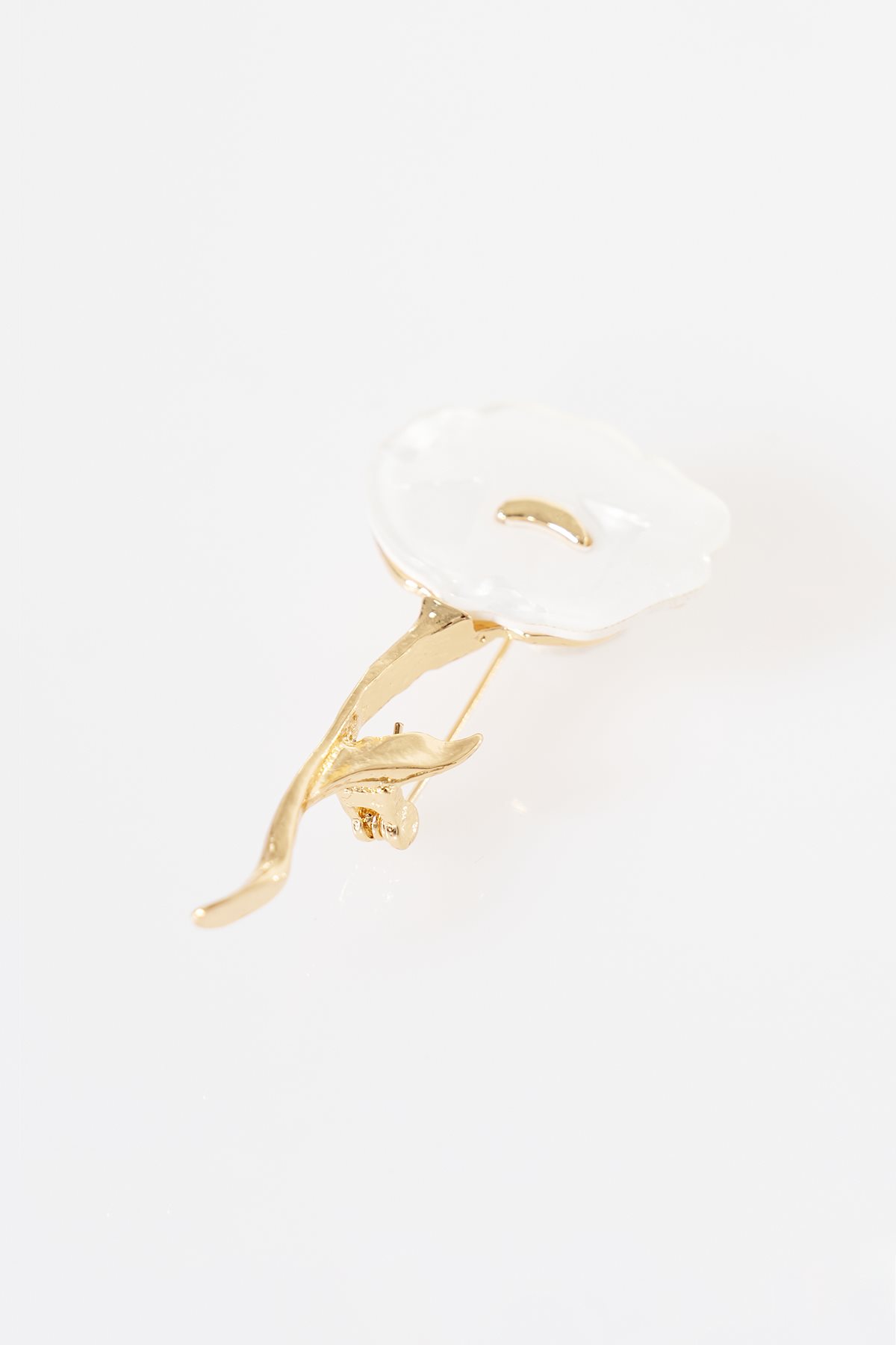 Poppy Flower Brooch Optical White